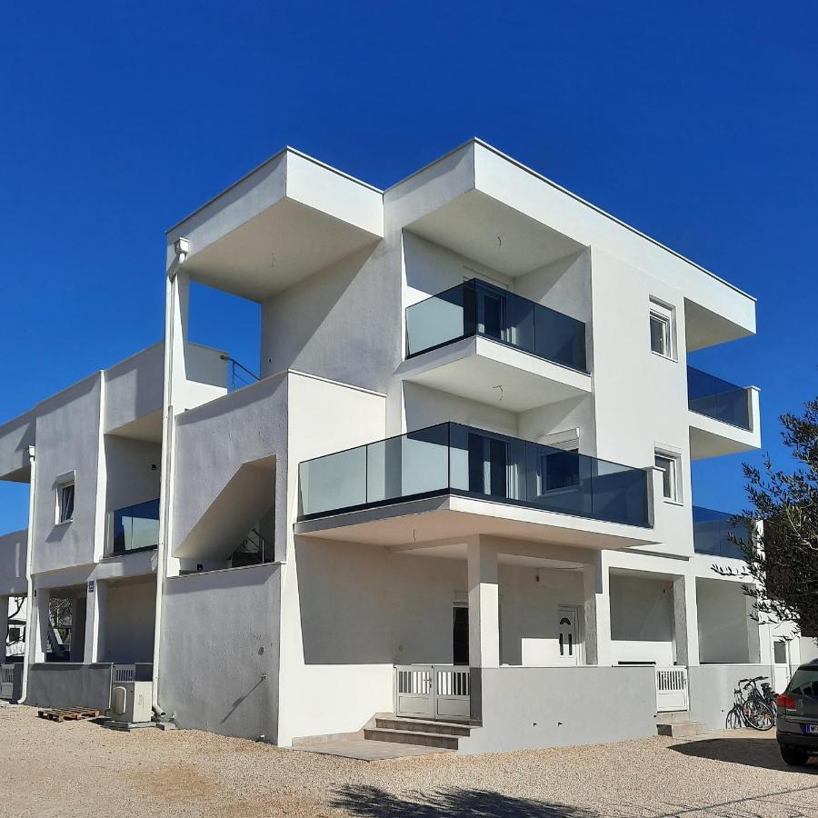 Apartments Matkovic Vir Exterior foto